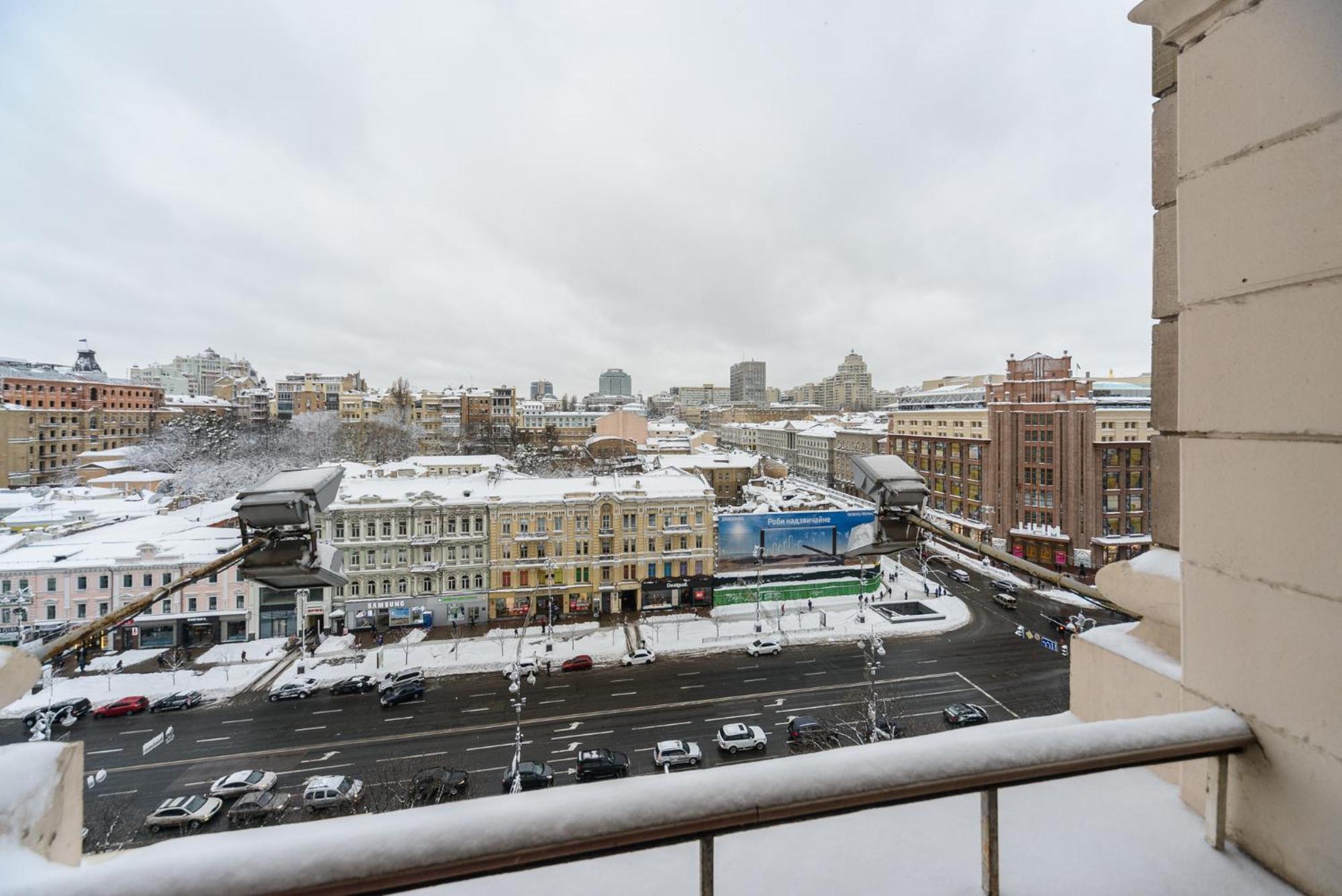 Apartments On Khreschatyk 27 كييف المظهر الخارجي الصورة