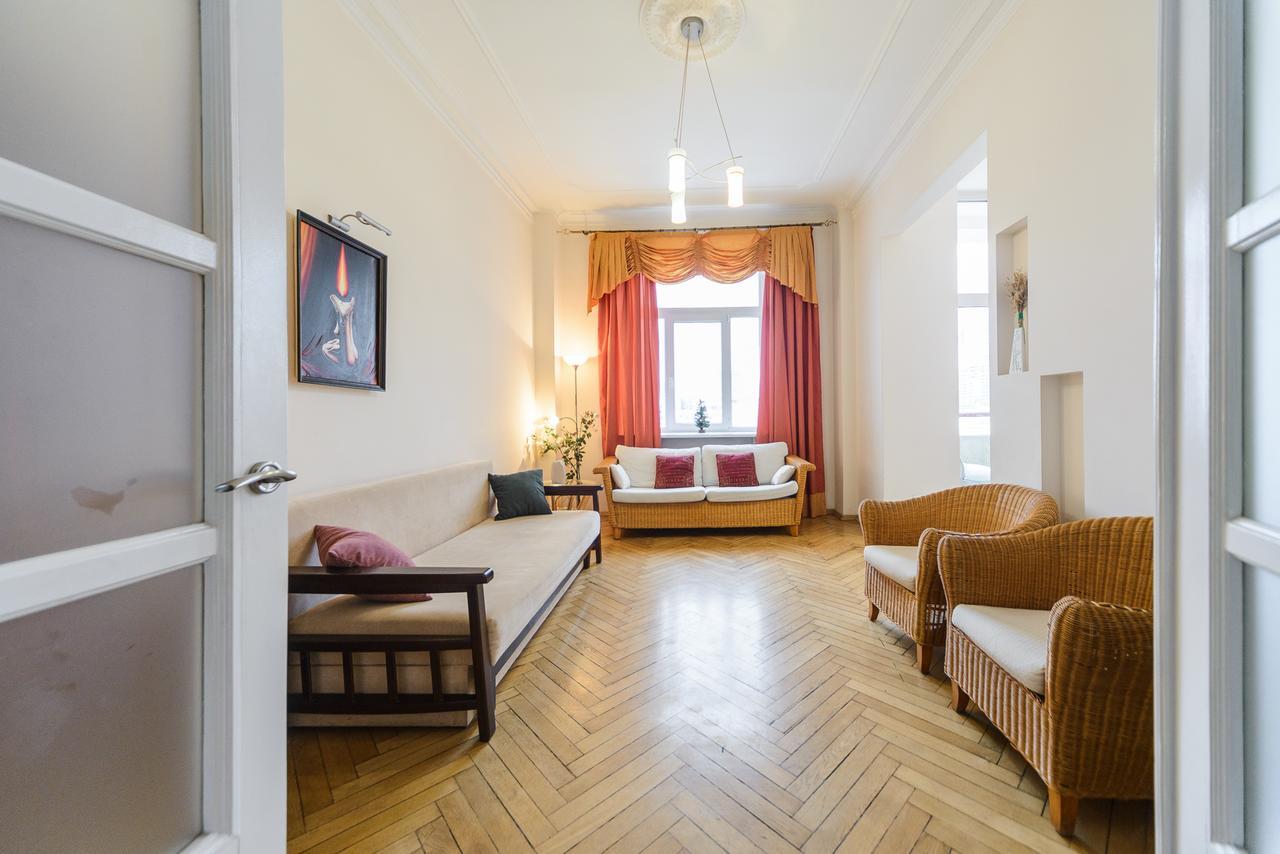 Apartments On Khreschatyk 27 كييف المظهر الخارجي الصورة